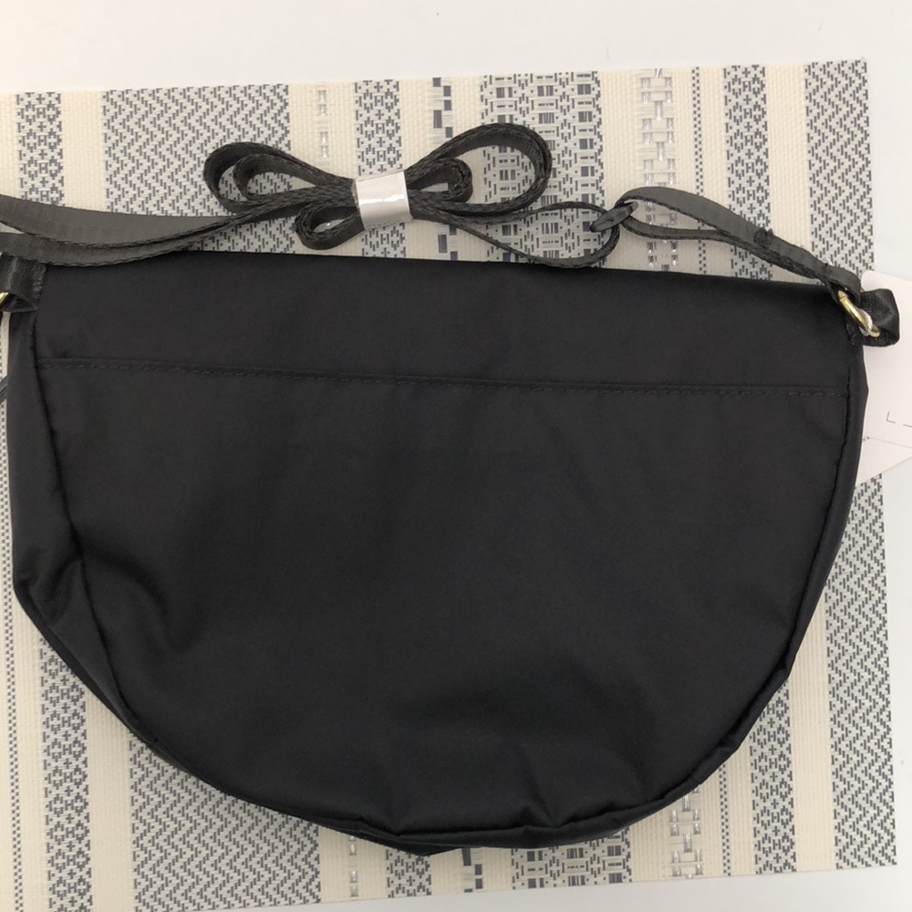 💋Lululemon All Night Festival Bag 5L - Black w/ Gold Hardware Crossbody Sling - Picture 2 of 5